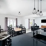 Large - Private Pool - 6 Bedrooms * אלבופיירה