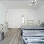 Large - Private Pool - 6 Bedrooms אלבופיירה